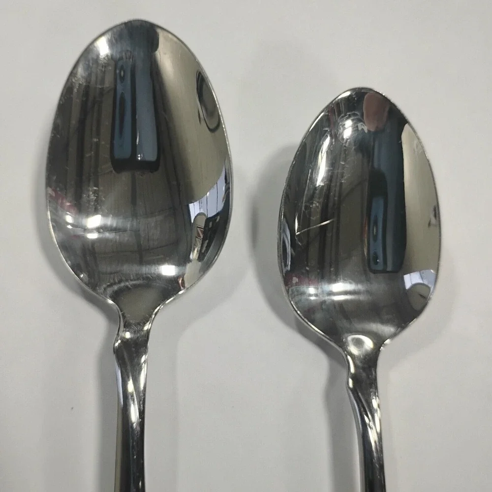 Oneida‎ SATIN FLIGHT Stainless 2 Spoons 1 Tablespoon 1 Teaspoon Flatware